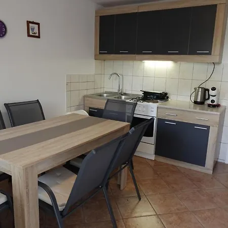 Apartman Bibi * Vir