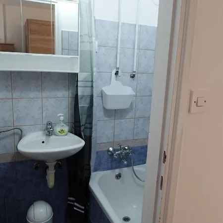 Apartman Bibi شقة فير